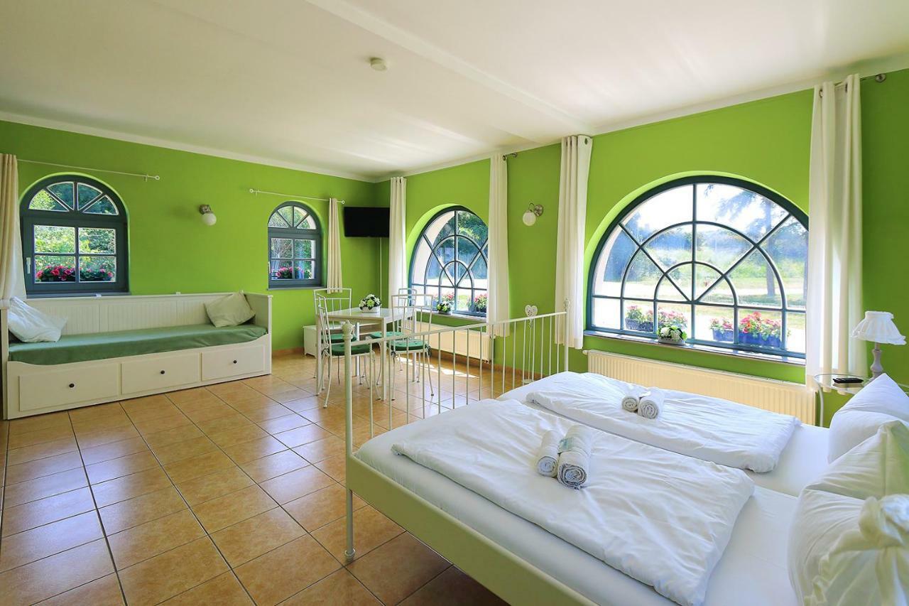 Hotel Elbzollhaus Dessau Extérieur photo